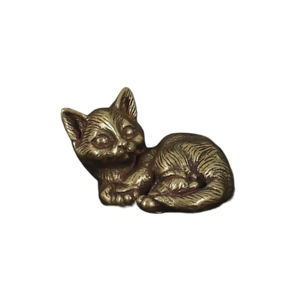 Brass Cat Figurine – Retro Mini Metal Tea Pet Statue Decor