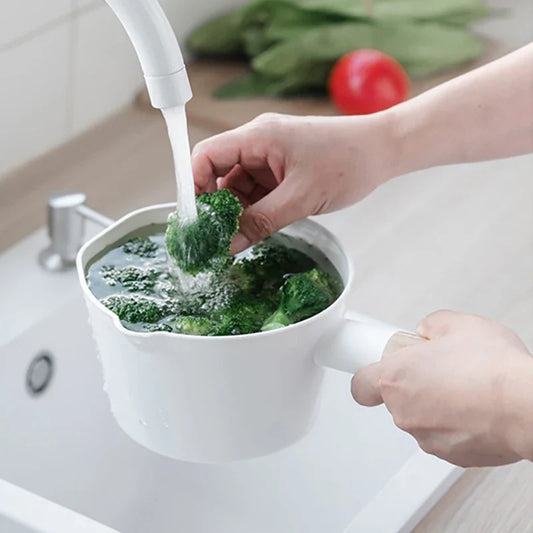 Bamboo & Plastic Bath Water Ladle Scoop – Long Wooden Handle Bath Water Ladle Oasis Select