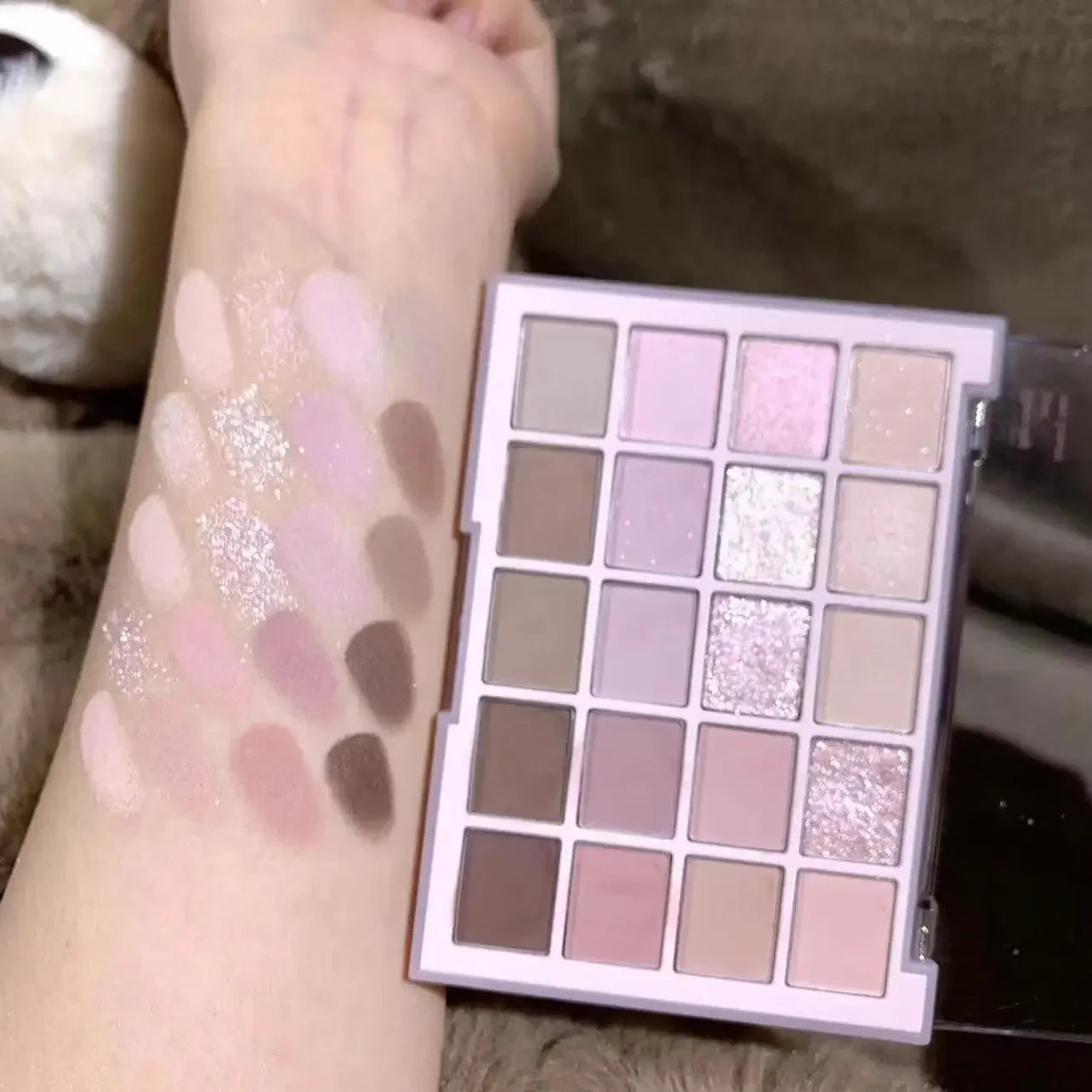 20-Color Korean Eyeshadow Palette | Matte Glitter Shimmer