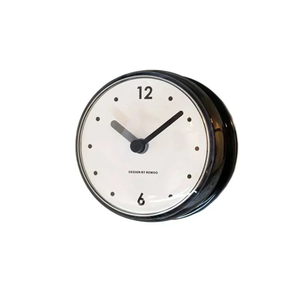 Waterproof Anti-Fog Sucker Wall Clock – Silent Quartz 75mm