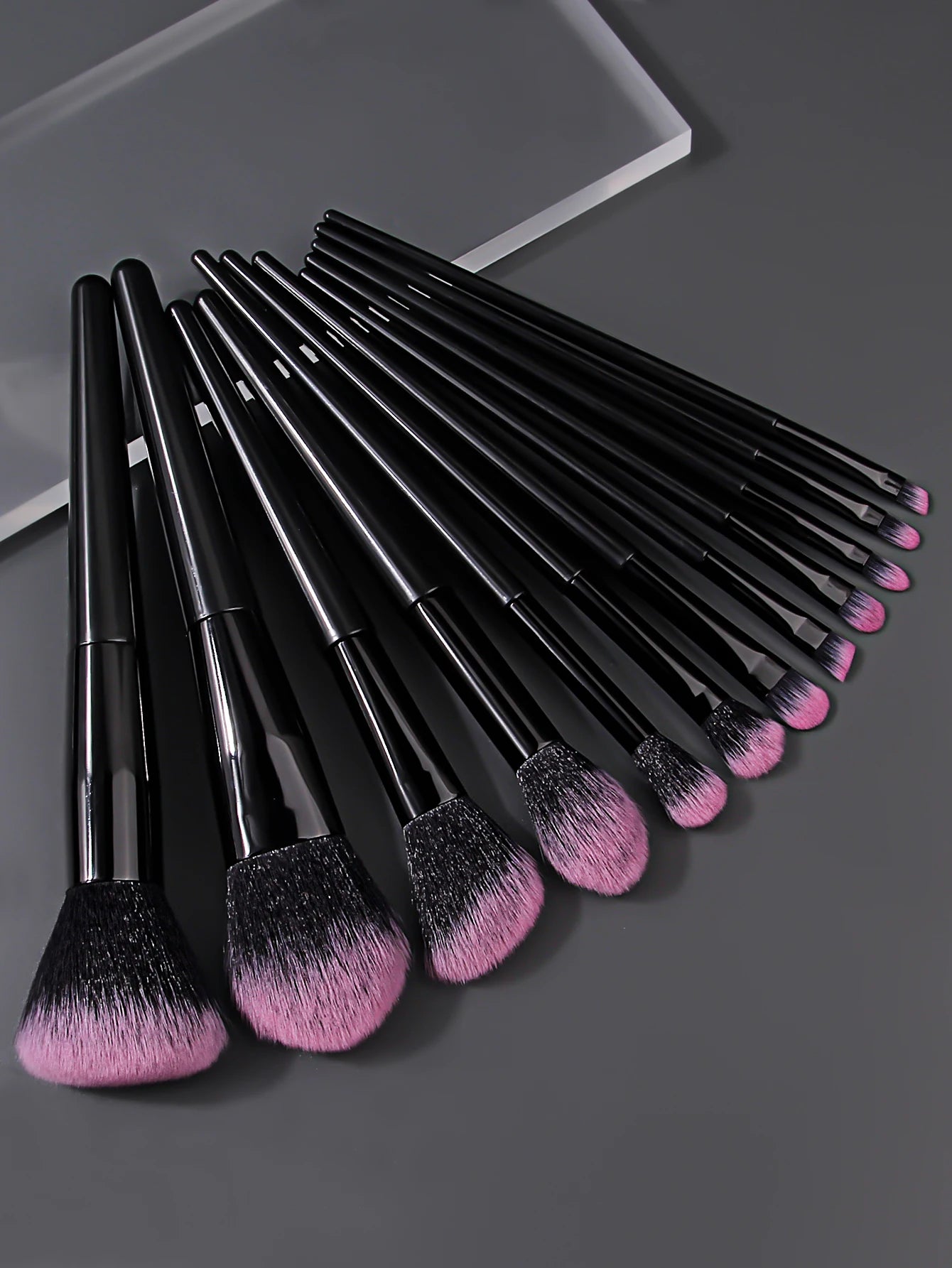 KOSSHOW 16PC Makeup Brush Set – Soft Nylon Bristles & Sponge