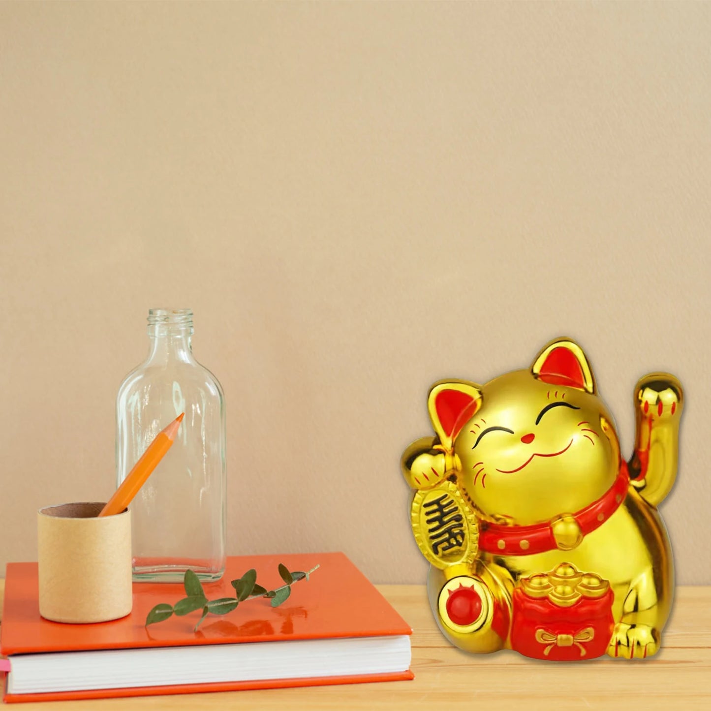 Solar Energy Lucky Cat Ornaments Vivid and Lovely Home Desktop Ornament for Women Men Home Office Decor Peaceful Pleasures Health and Wellness