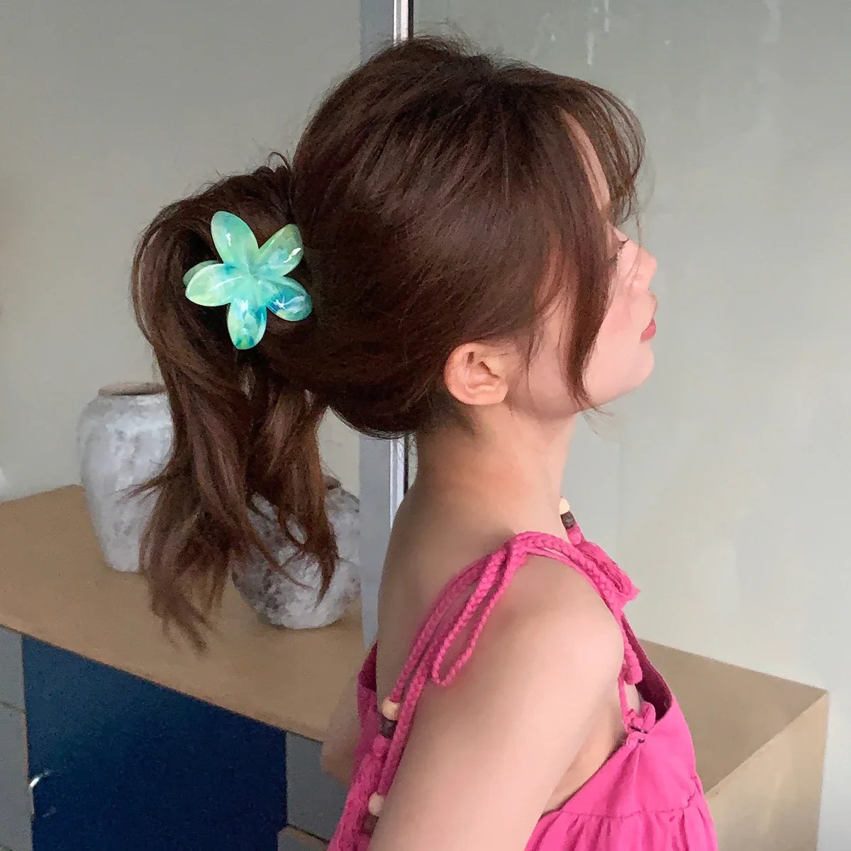 Flower Hair Claw Clip – Shark Crab Clamp for Women & Girls