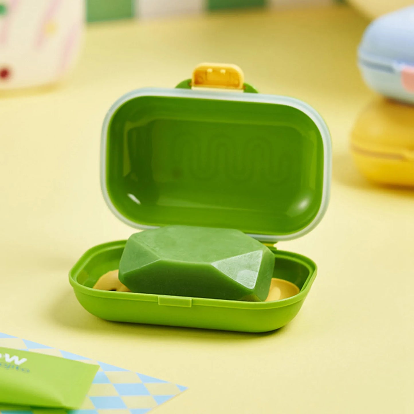 Portable Soap Dish with Lid – Leakproof Travel Soap Holder