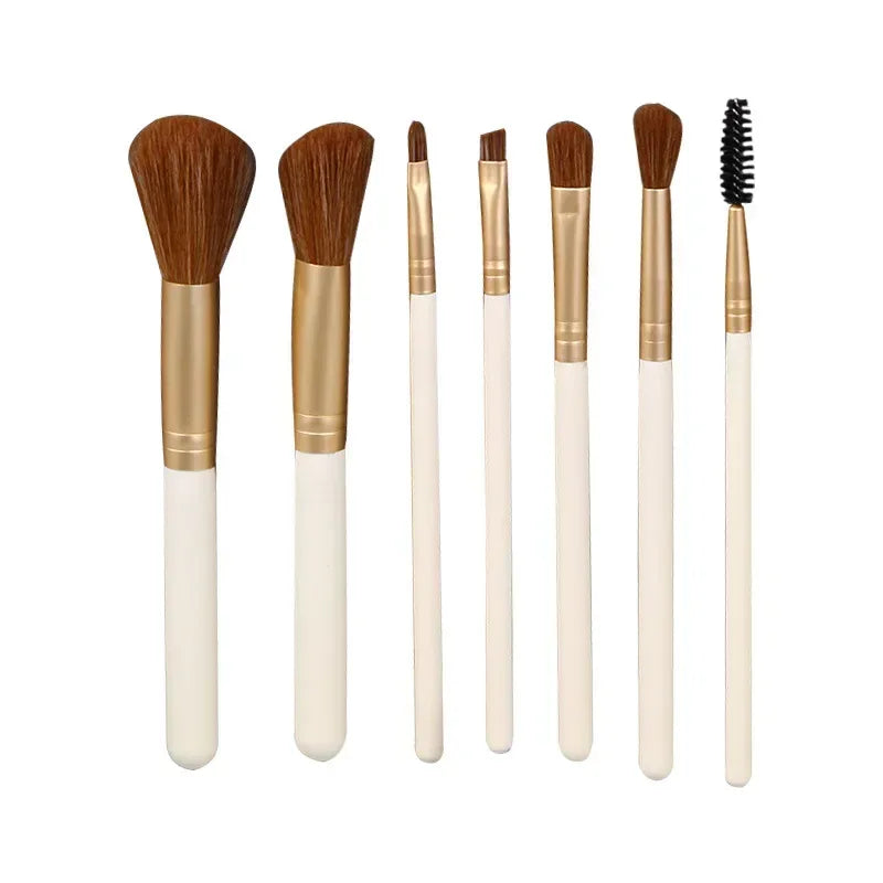 7-Piece Professional Makeup Brush Set – Foundation & Highlighter