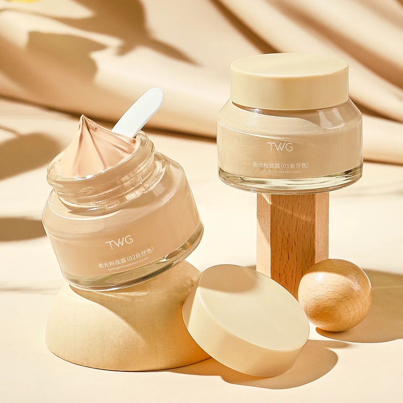 Multifunctional Liquid Foundation – Medium to Full Coverage