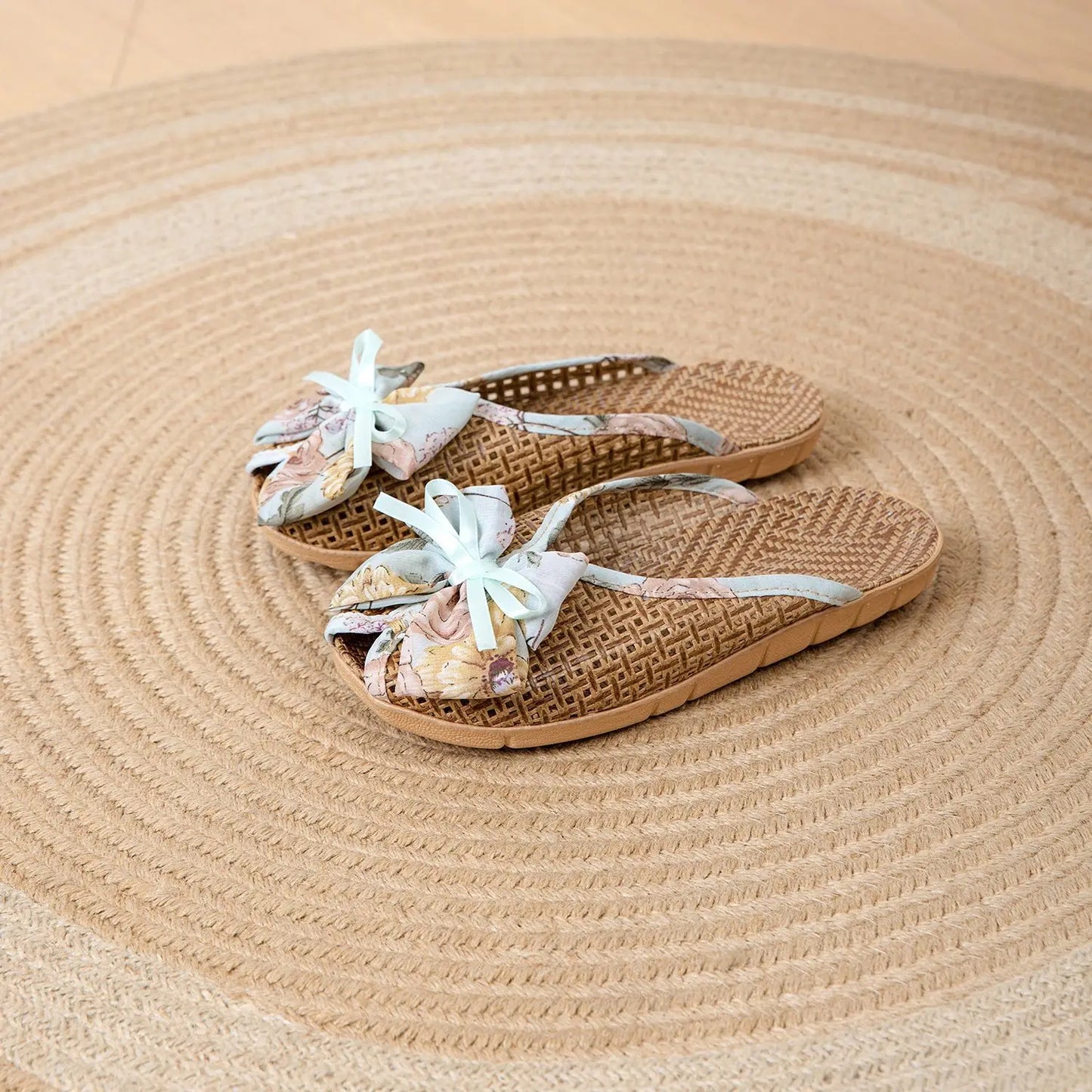 Women's Lightweight Flat Flip-Flop Slippers | Non-Slip Sandals