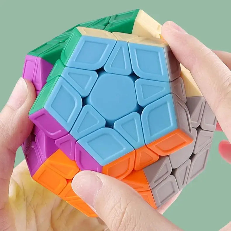 Megaminx Cube 3X3 Speed Magic Dodecahedron Magnets Twelve Matching