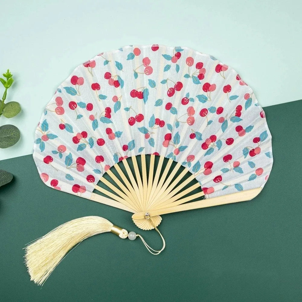 Retro Mini Shell Fan – Chinese Style Handheld Fan with Tassel