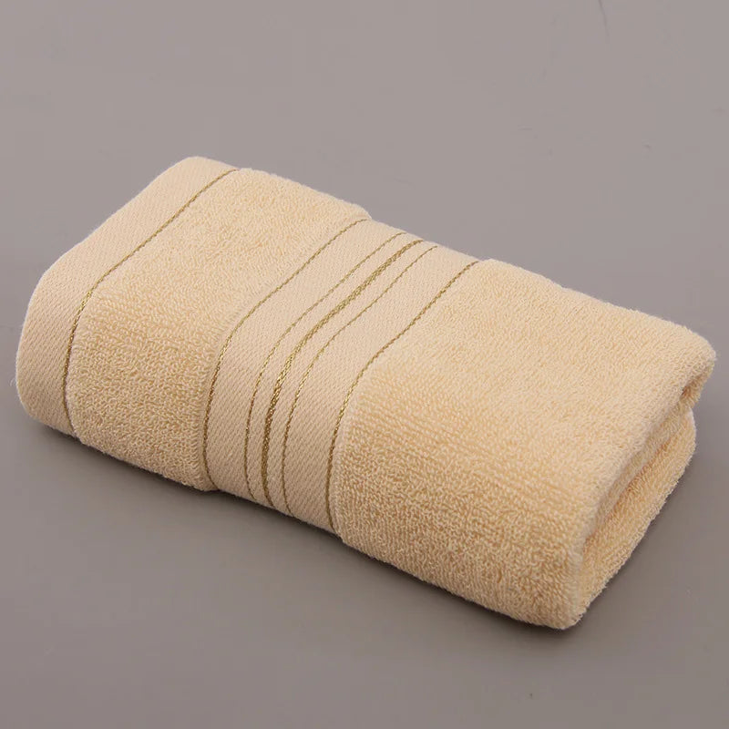 100% Cotton Bath Towels – Soft, Absorbent & Skin-Friendly