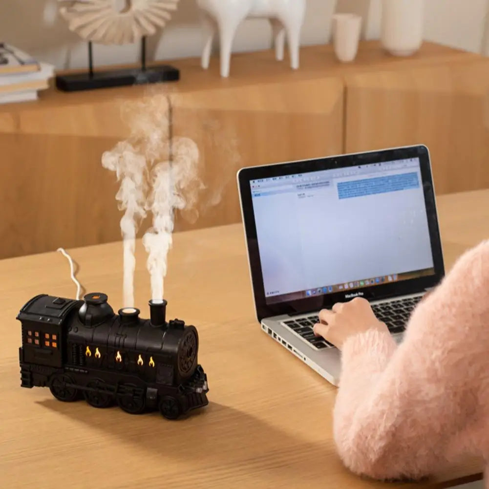 Mini Train Essential Oil Diffuser – Cool Mist & LED Humidifier
