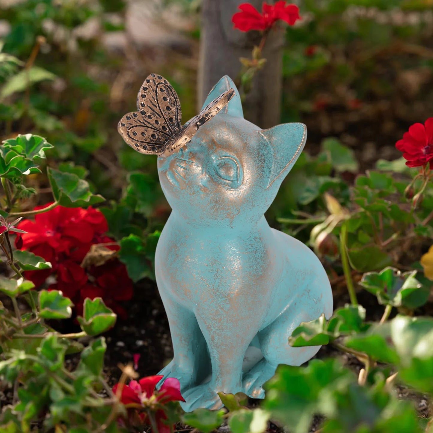 Resin Kitten & Butterfly Garden Statue – Waterproof Outdoor Decor
