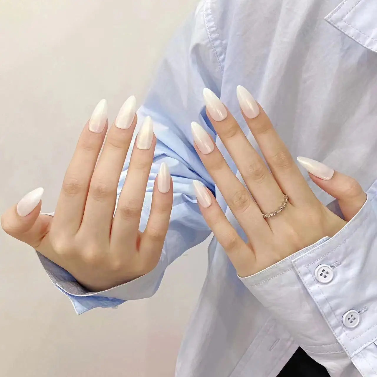 Aurora Nude Orange Almond Press-On Nails – Reusable 10pc Set