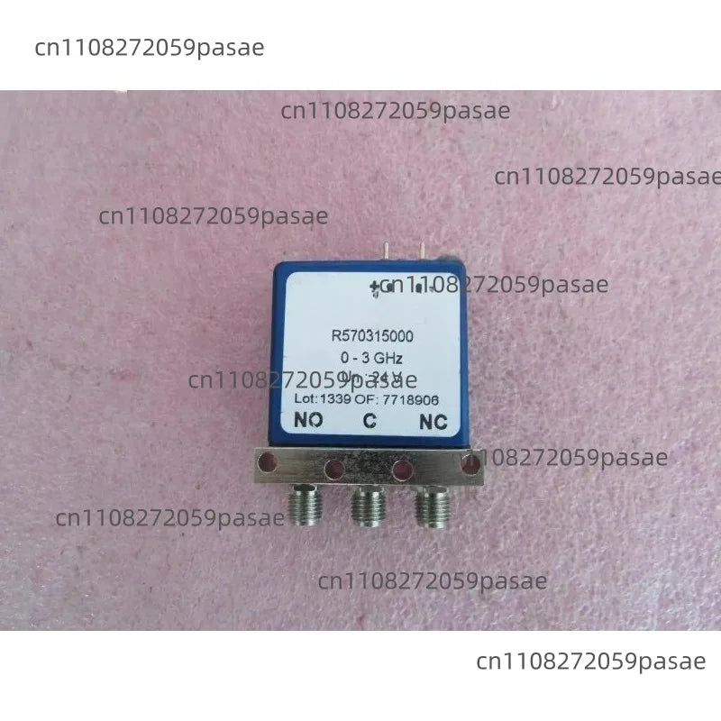 Radiall R570315000 DC-3GHz 300W 24V RF Coaxial SPDT Switch