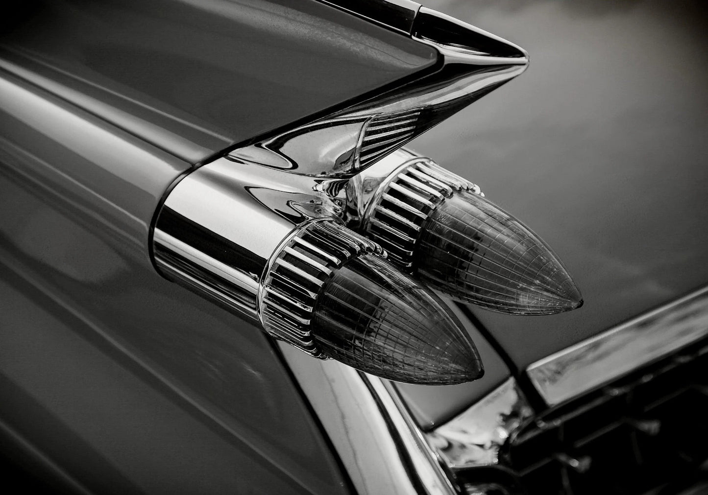 Retro Black & White Car Diamond Painting Kit | Mosaic Wall Art