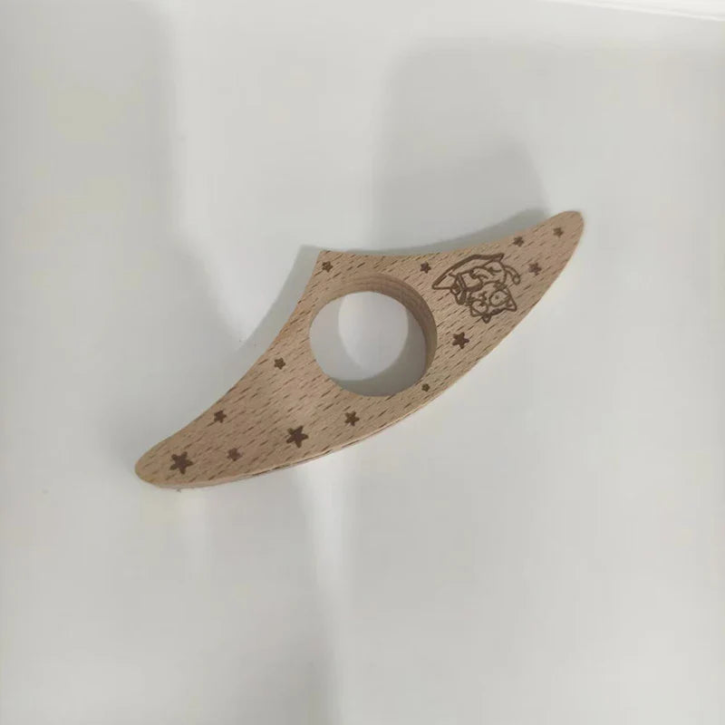 Wooden Thumb Bookmark – One-Handed Finger Page Holder Clip