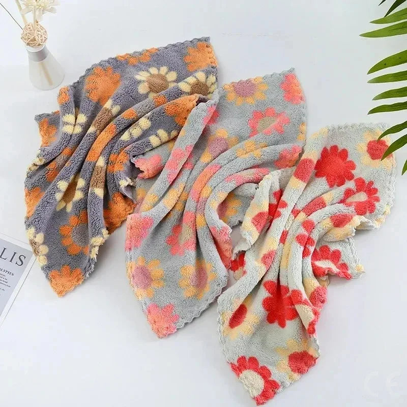 4Pcs Kitchen Cleaning Cloths Soft Absorbent Dishcloth Coral Fleece Sunflower Wiping Towel Rags Household Cleaning Cloth 30X30CM Peaceful Pleasures Health and Wellness