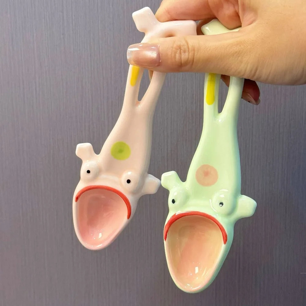 Frog Spoon Creative Ceramic Long-handled Household Ugly Cute Toad Scoop for Eating Drinking Soup and Desserts Funny Cute Spoon Peaceful Pleasures Health and Wellness