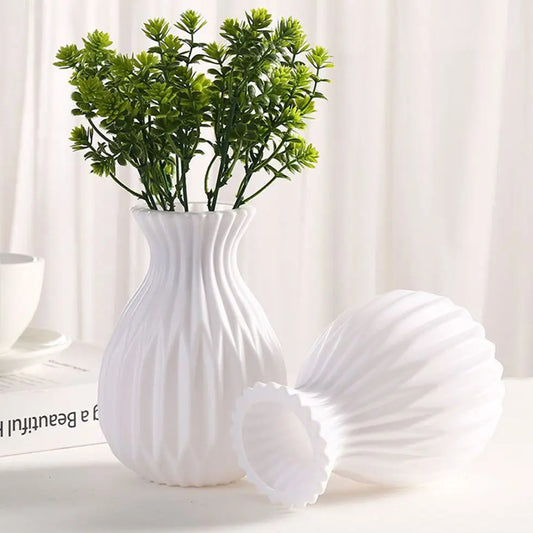 White Imitation Ceramic Plastic Vase – Home, Wedding & Decor