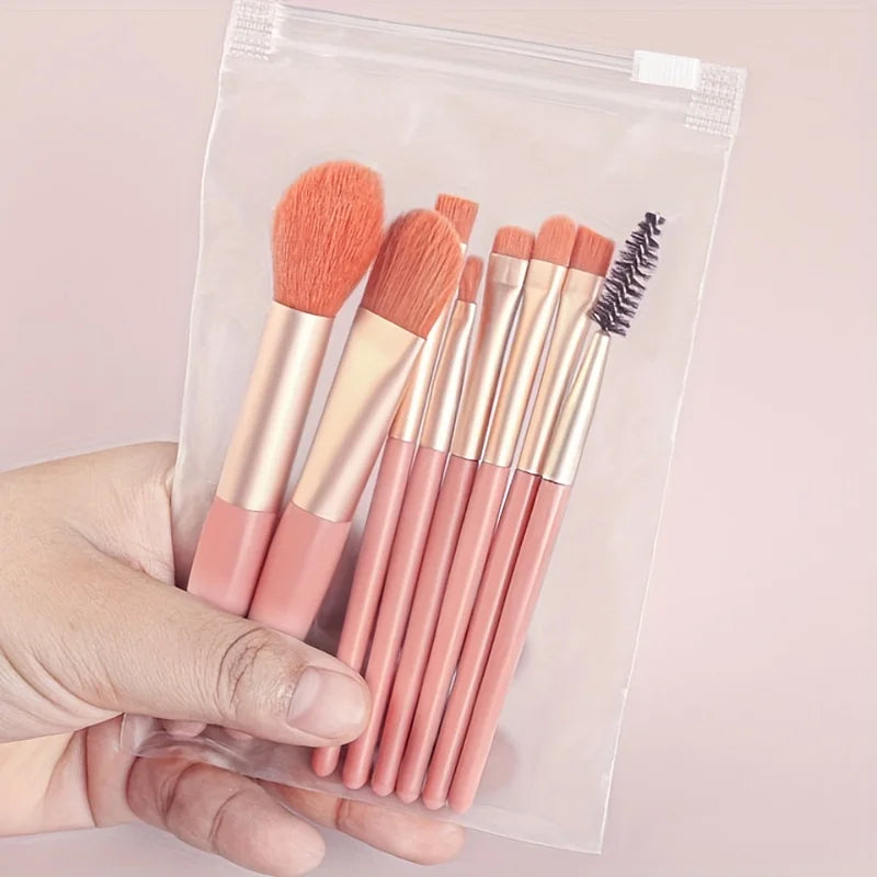 RUNTOIN 8-Piece Mini Makeup Brush Set | Portable Travel Kit