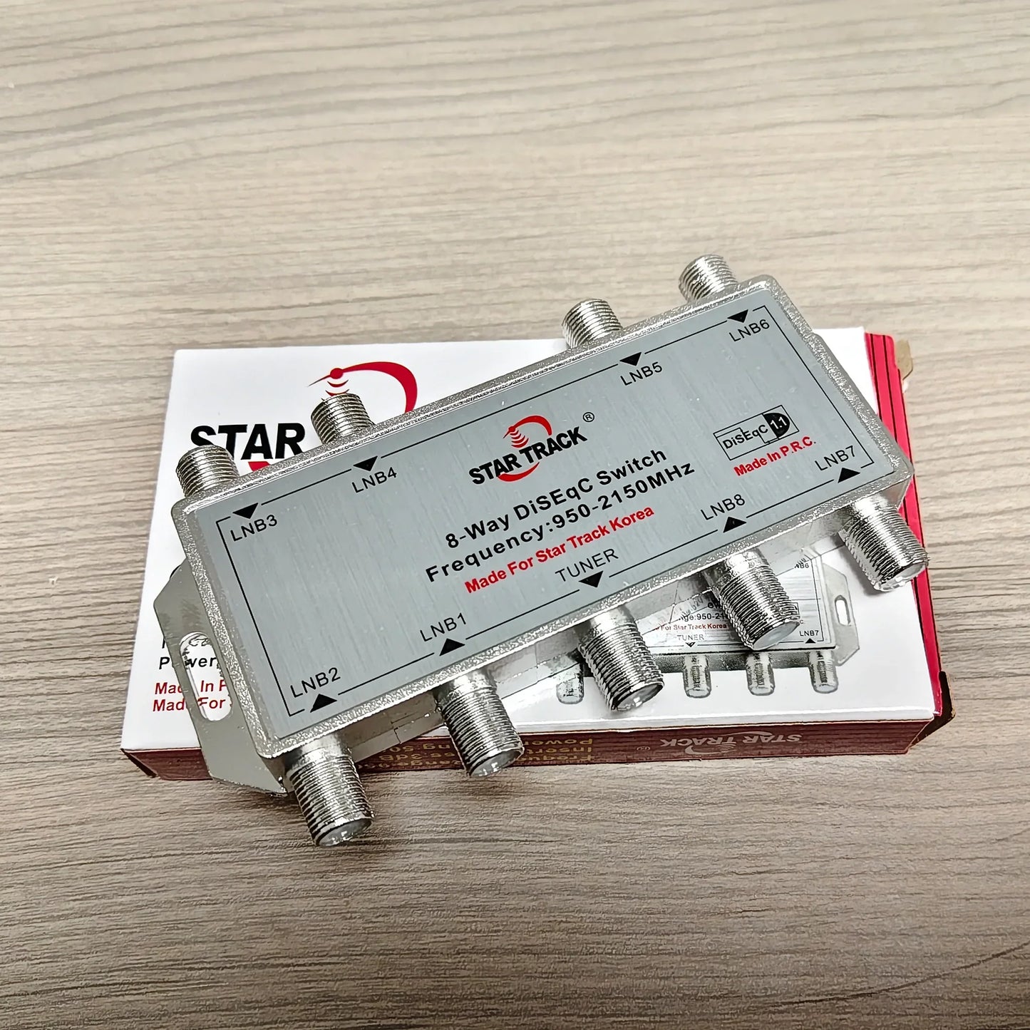 8-in-1 Multiplex Switch 950–2150MHz | Satellite Signal Switcher