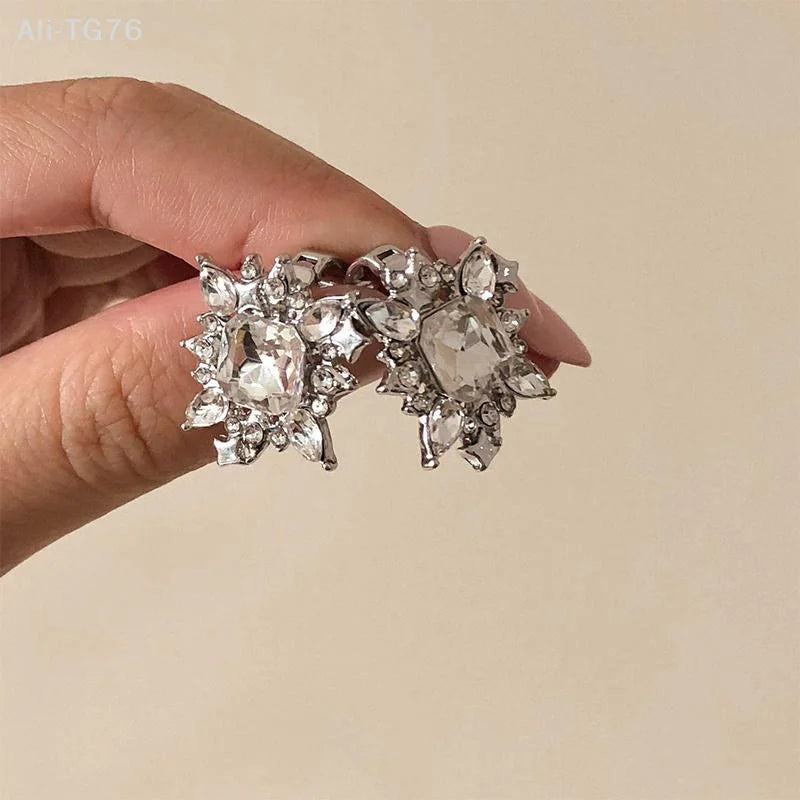 Snowflake CZ Earbud Charms – Clip-On Headphone Accessories