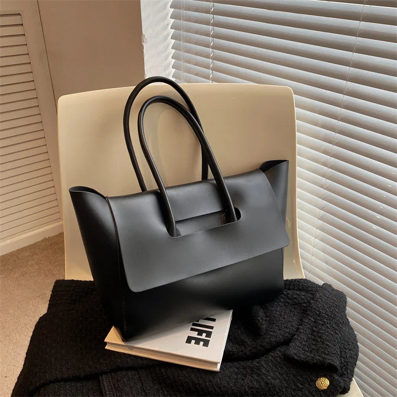 Korean Retro Tote Bag | Large Capacity Commuter Handbag Tote Handbag Peaceful Pleasures Health and Wellness black