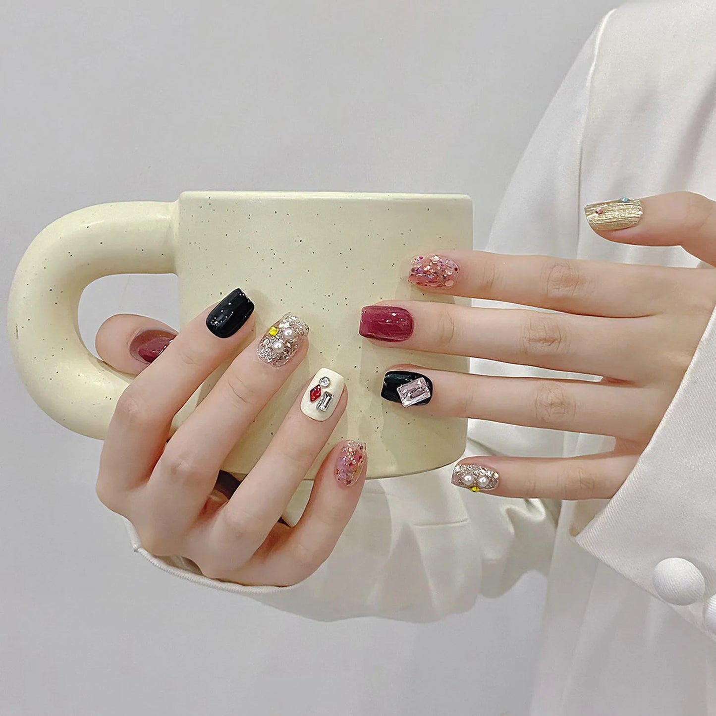 Handmade Press on Nails Glitter Pink Sequins Cat Eyes Glossy Fake Nails Full Cover Short Square Shiny Crystal Design False Nails Peaceful Pleasures Health and Wellness