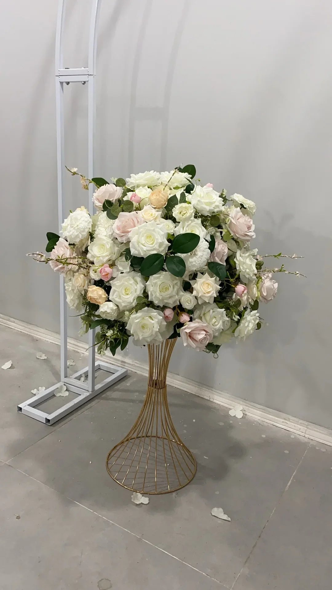 Silk Hydrangea Ball 60cm – Wedding & Home Decor Centerpiece