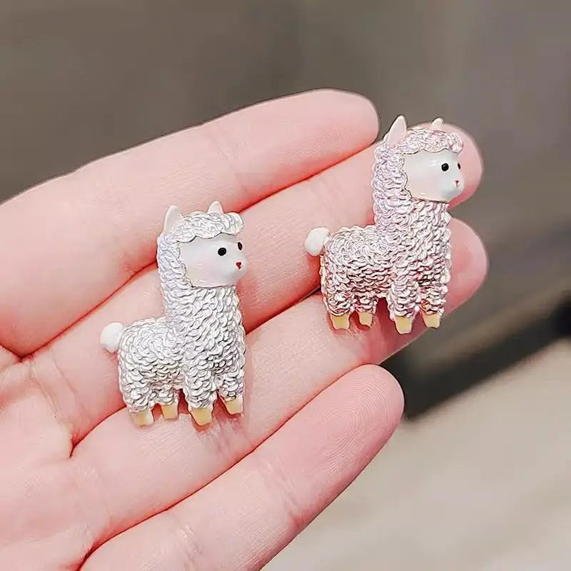 Cartoon Alpaca Brooch Pin | Enamel Animal Badge Women & Men