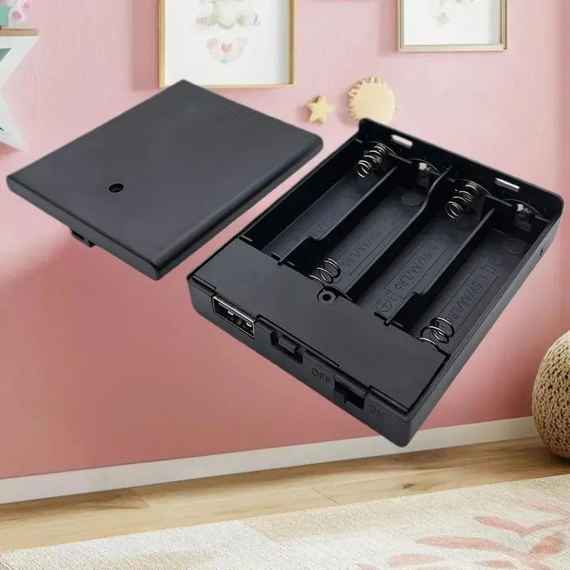4 AA Battery Box with Power Switch & USB Socket | No Light