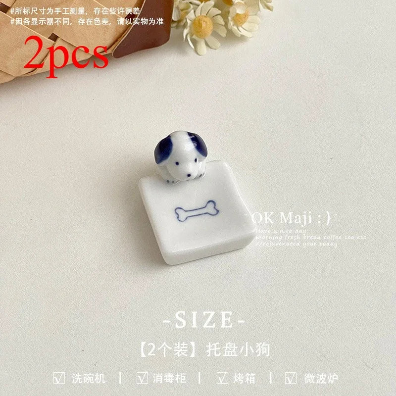 Japanese Cat Dog Chopstick Holder Bone China Chopstick Holder Blue White Hand Painted Dining Table Ornament Chopstick Holder New Peaceful Pleasures Health and Wellness 2pcs Dog