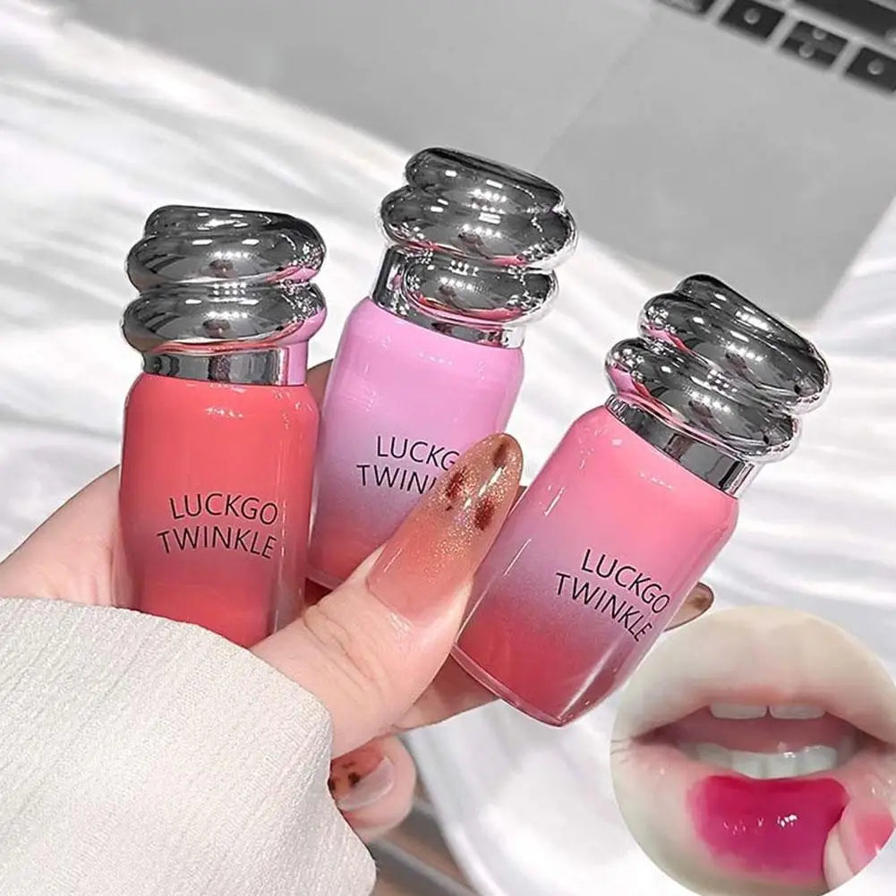 Cherry Red Mirror Lip Gloss – Waterproof High-Gloss Lip Tint