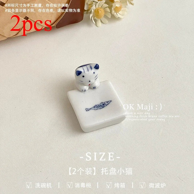Japanese Cat Dog Chopstick Holder Bone China Chopstick Holder Blue White Hand Painted Dining Table Ornament Chopstick Holder New Peaceful Pleasures Health and Wellness 2pcs Cat