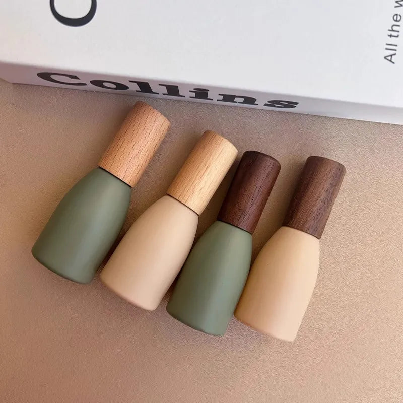 Portable Glass Perfume Bottle Empty Wood Lid Roll-on Bottle High Quality 10ml Essential Oil Roller Bottle Makeup Tool Peaceful Pleasures Health and Wellness