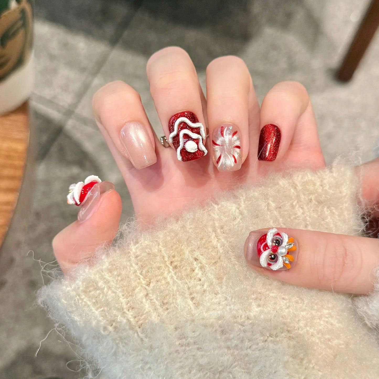 Lucky Red Lion Cat Eye Press On Nails – Short Full Cover Set