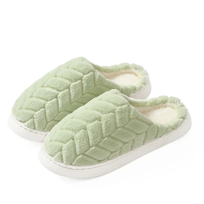 Women's Fuzzy Plush Slippers – Warm Soft Sole Indoor Slides