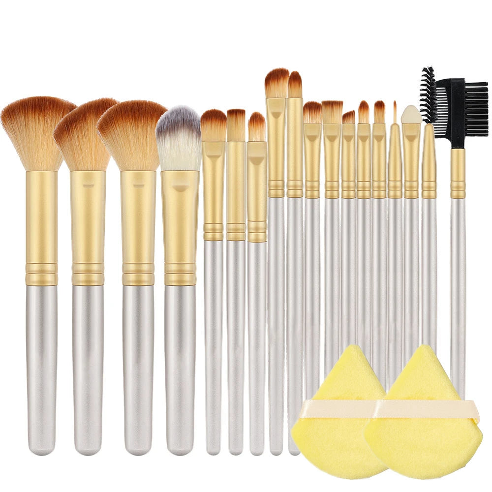 18-Piece Champagne Makeup Brush Set | Soft Fluffy Wood Handle