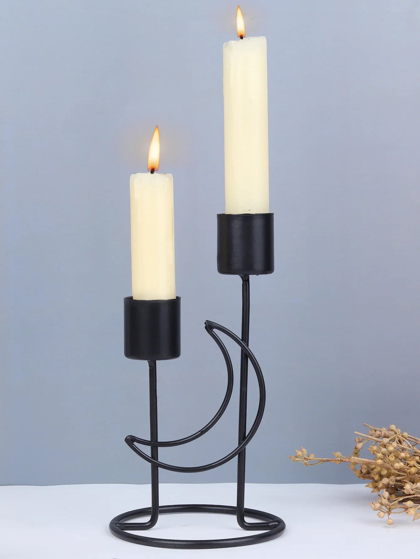 Iron Candle Holder Modern Single-head Candlestick Stand Wedding Dinning Table Decorating Dinner Party Candle Holder Decoration Peaceful Pleasures Health and Wellness