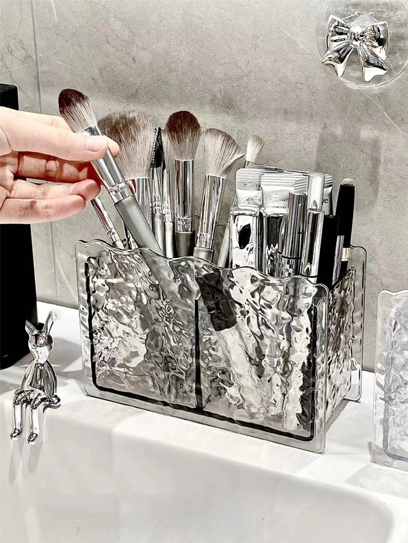 Transparent Cosmetics Storage Box Pencil Holder Stationery Sorting Box Lipstick Eye Shadow Eyebrow Pencil Storage Display Stand Peaceful Pleasures Health and Wellness