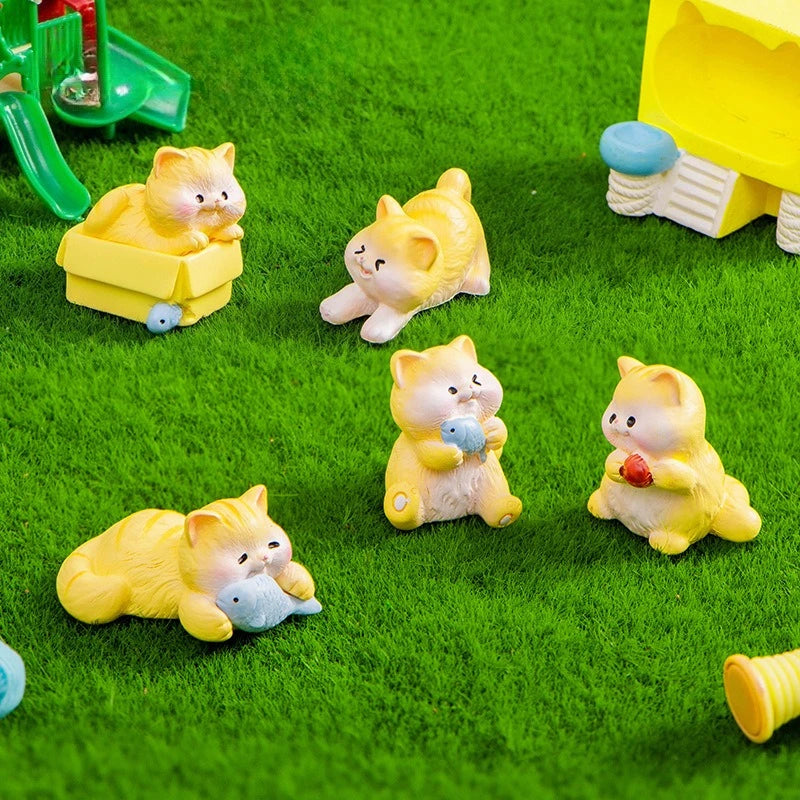 Miniatures Figurines Cute Cat Kawaii Animal Micro Landscape Ornaments for Home Room Desk Fairy Decoration Gardening Accessories Peaceful Pleasures Health and Wellness