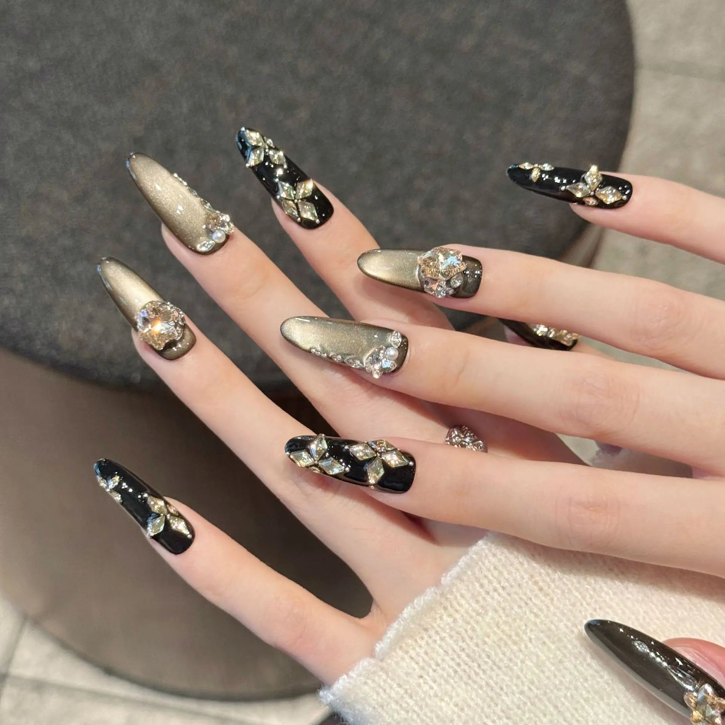 10pcs Handmade Press On Nails Retro Maillard Fake Nails Wearable Light Luxury Diamond Decor Flash Gold Cat's Eye False Nails Tip Peaceful Pleasures Health and Wellness