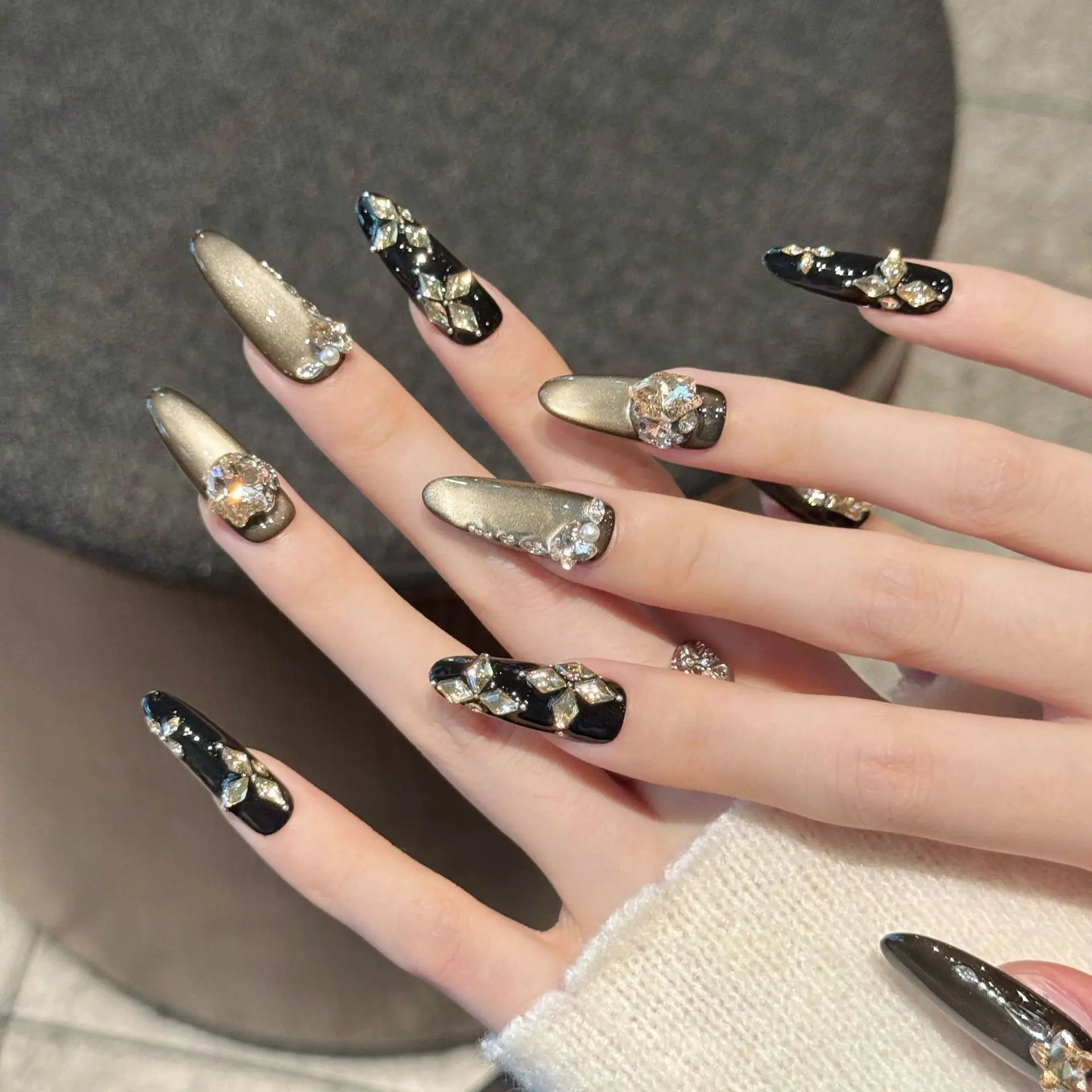 10pcs Handmade Press On Nails Retro Maillard Fake Nails Wearable Light Luxury Diamond Decor Flash Gold Cat's Eye False Nails Tip Peaceful Pleasures Health and Wellness