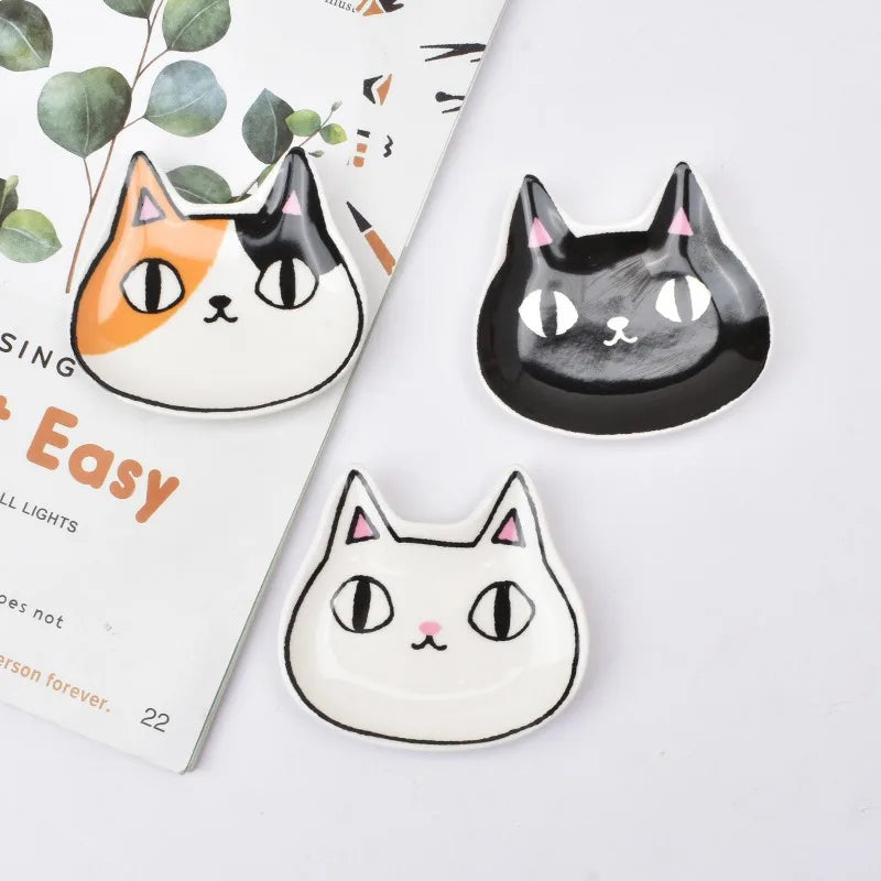 New Japanese Style Ceramic Three Colored Cat Dish Cute Cat Shaped Sauce Dish Household Snack Mustard Seasoning Dishes Tableware Peaceful Pleasures Health and Wellness