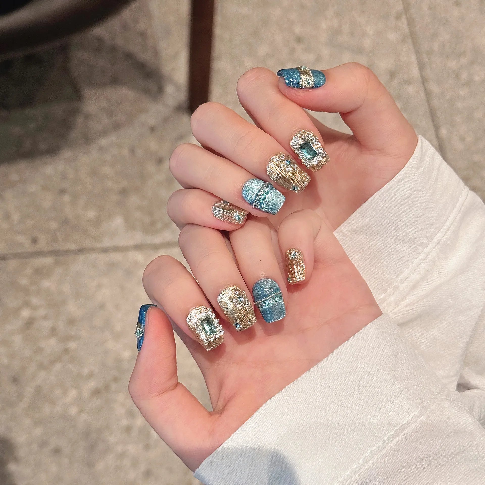 Handmade Press on Nails Glitter Blue Cat Eye Short Fake Nails Full Cover Wearable Super Shiny Gold Crystal Bride False Nail Tips Peaceful Pleasures Health and Wellness