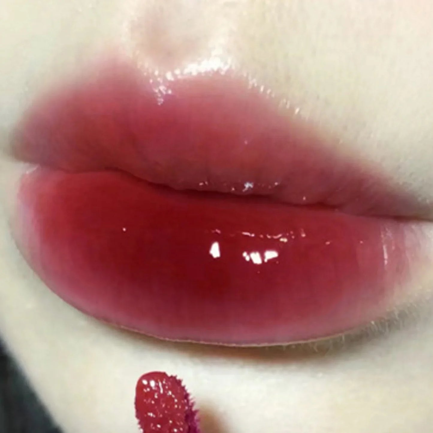 Gege Bear Mirror Glacier Lava Lip Glaze – Glossy & Waterproof