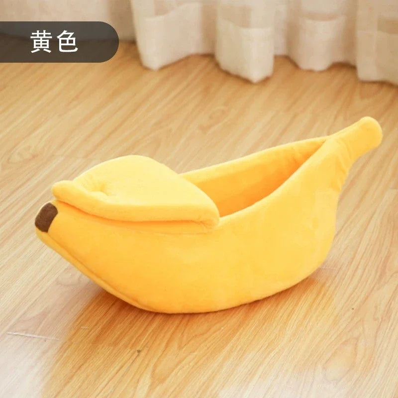 Banana Cat Bed – Cozy Plush Pet House for Cats & Dogs