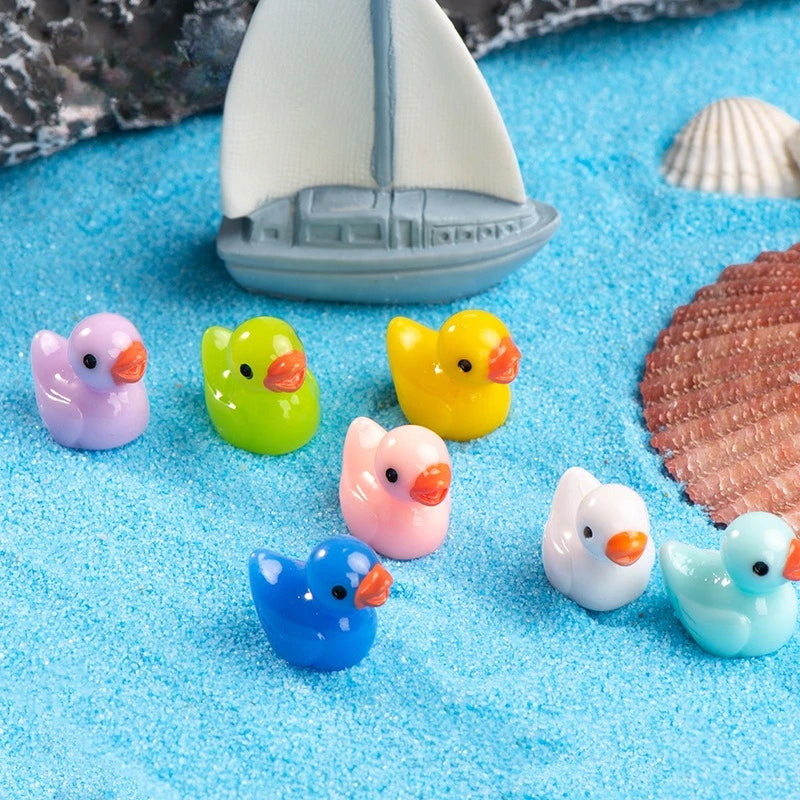 1pcs Resin Mini Ducks Ornament Miniature Figures Tiny Duck Handicraft Micro Landscape Dollhouse Decoration Accesories decoração Peaceful Pleasures Health and Wellness