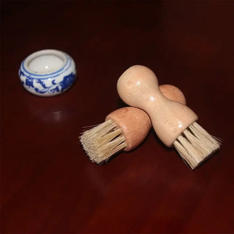 Gourd Shoe Brush – Beech Wood Handle & Pig Bristles