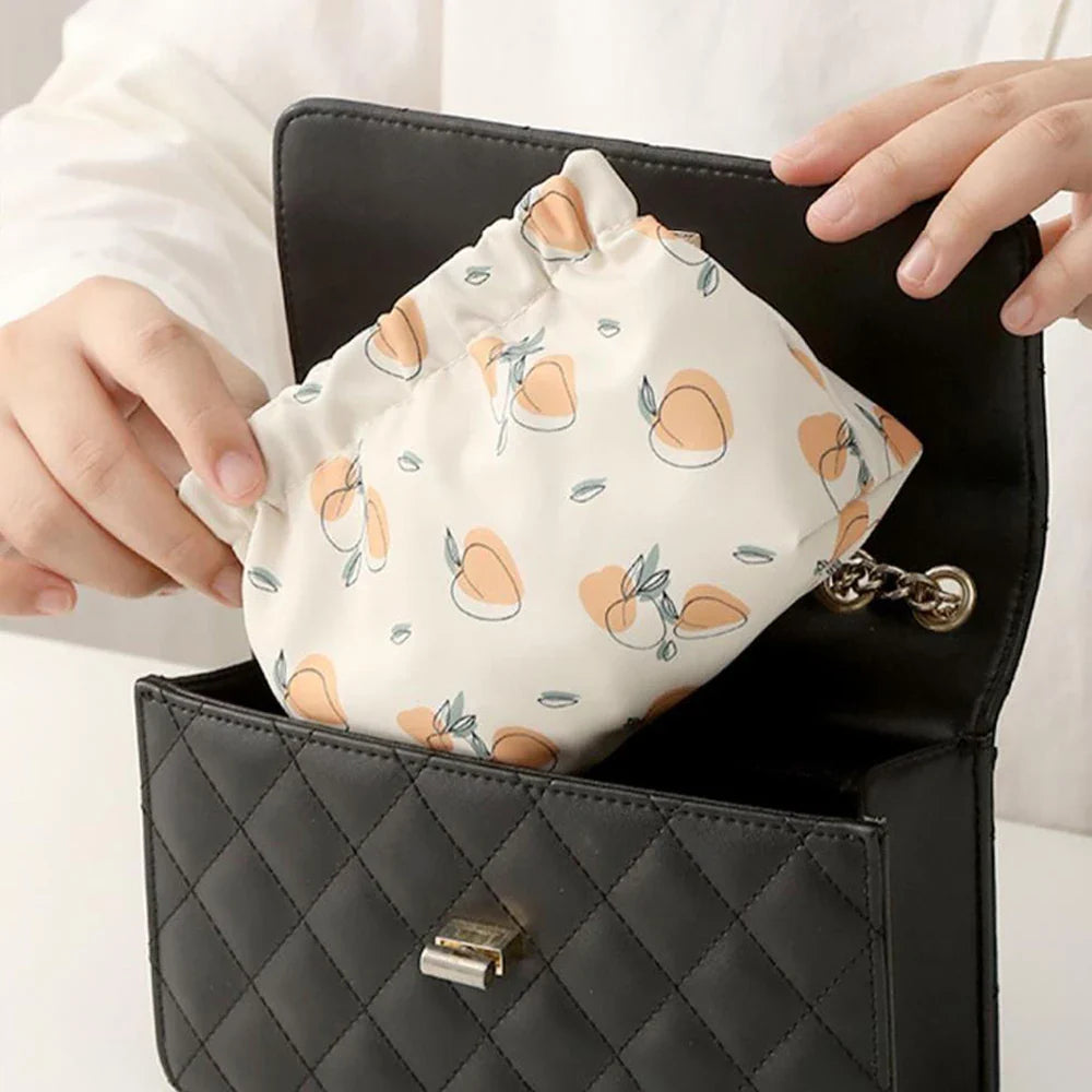 Fruit Print Mini Makeup Bag – Waterproof Portable Cosmetic Pouch